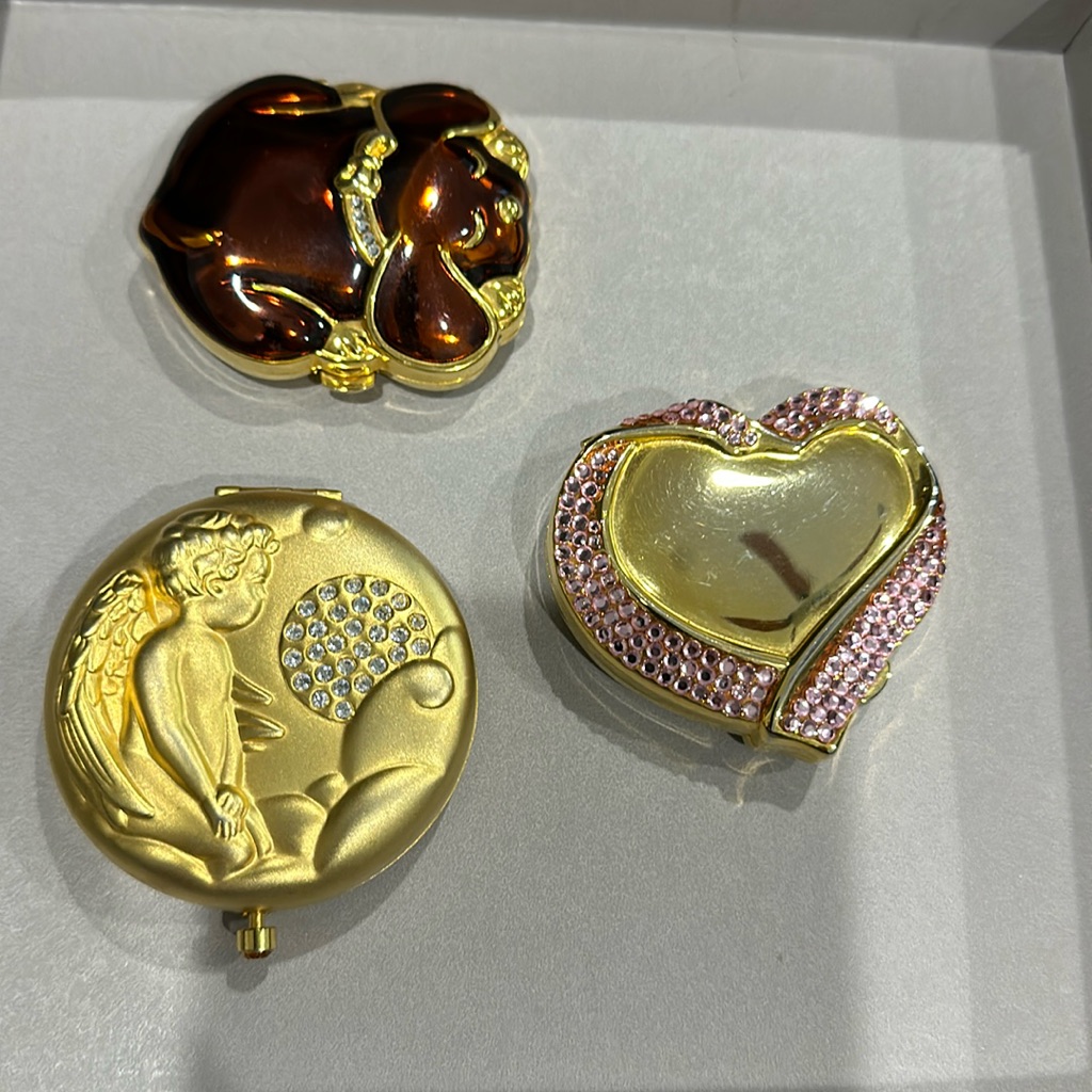 Mirror Compacts.